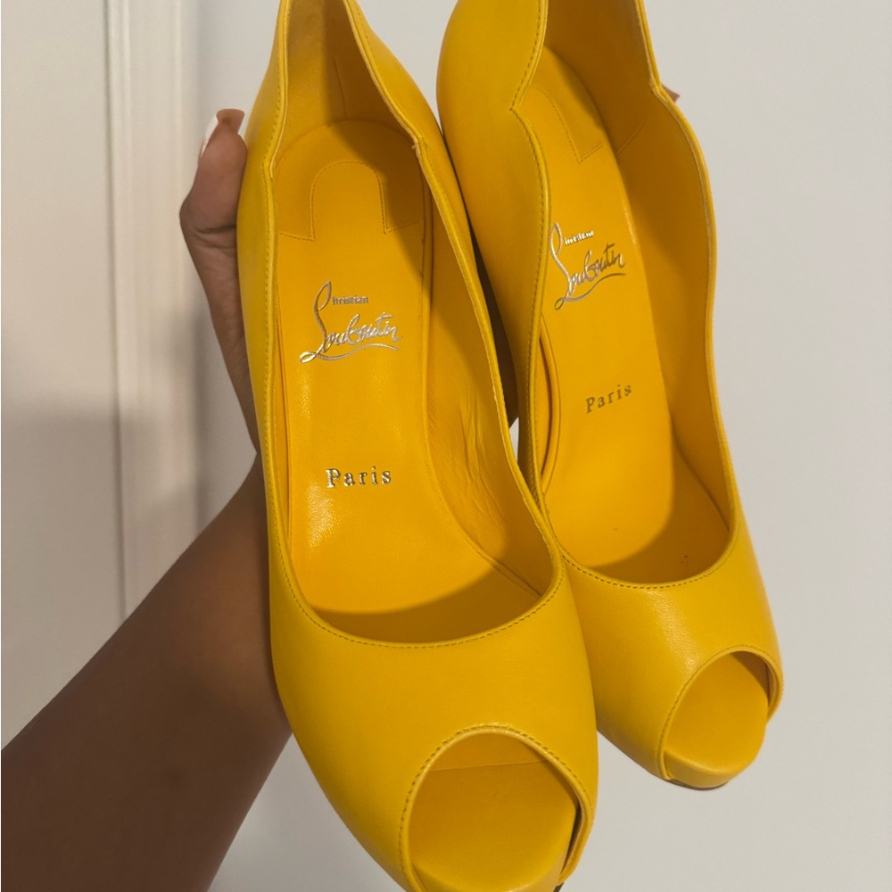Christian Louboutin Sunny Yellow Peep Toe Heels
